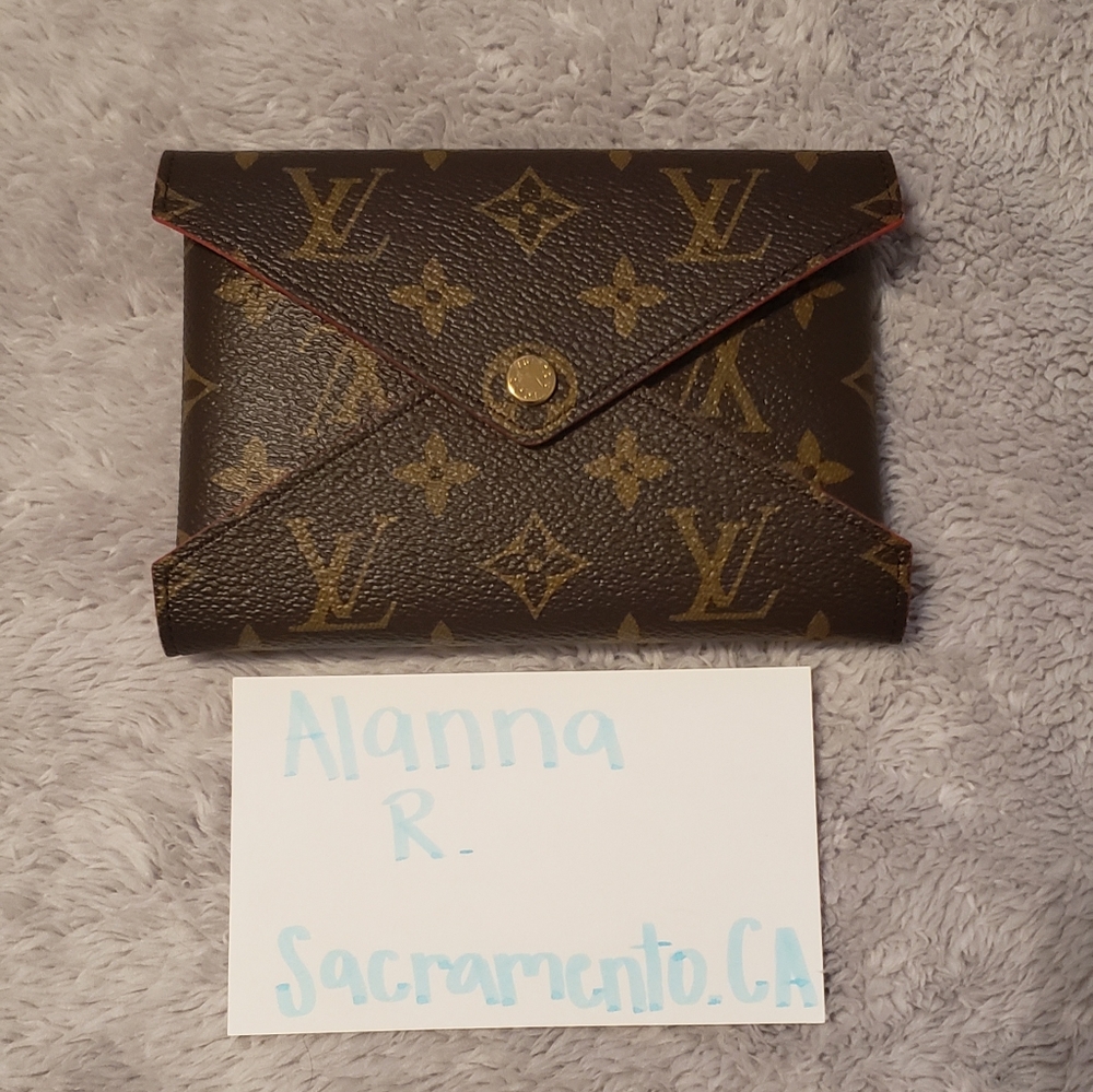 Louis Vuitton Medium Kirigami